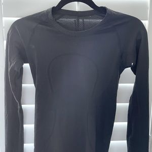 Black Lululemon long sleeve